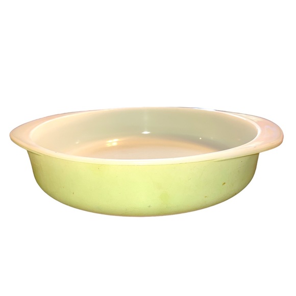 Vintage 1950s Pyrex Lime Green #221 8” Cake/Pie Pan - Picture 1 of 5